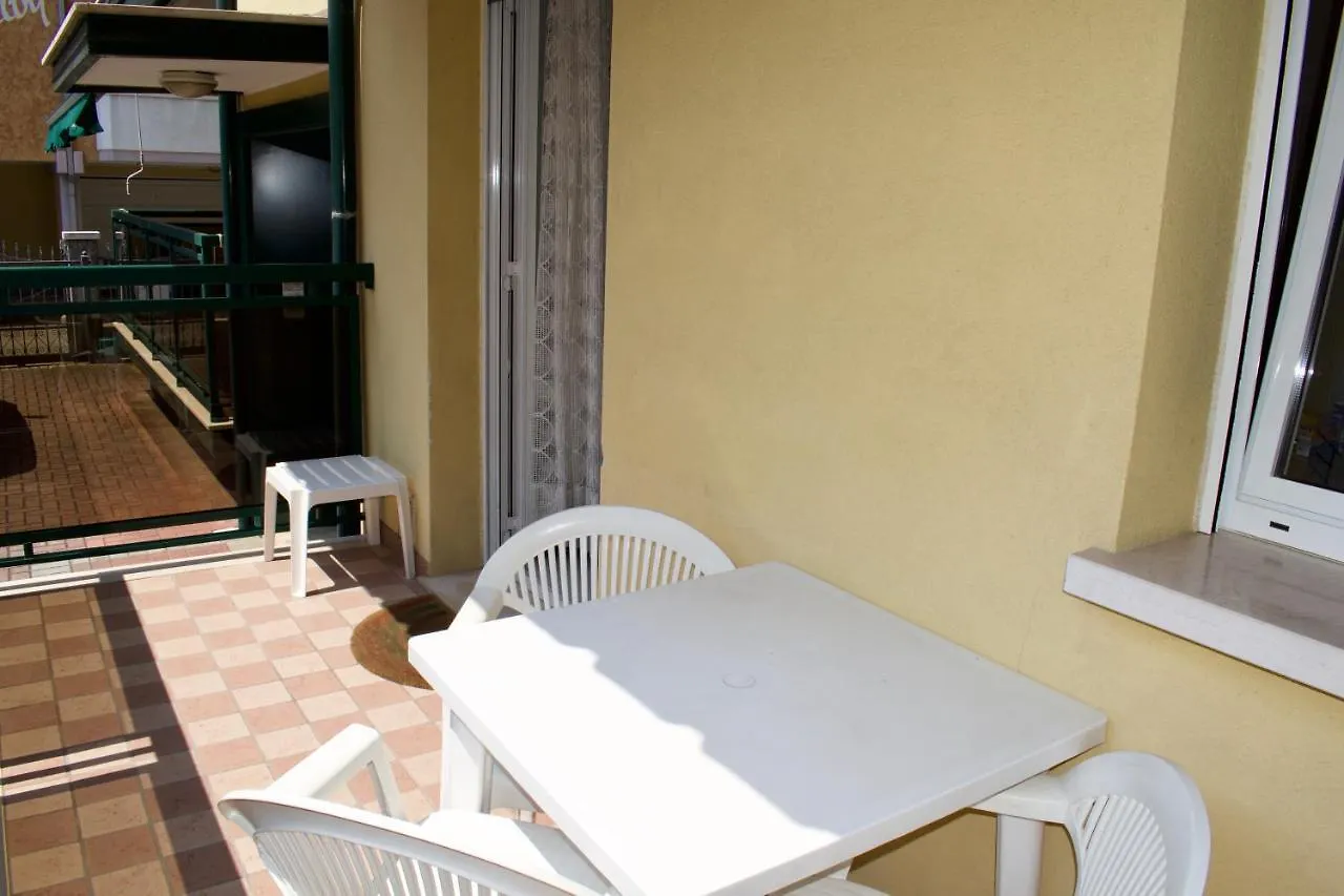 App4Rent - Villa Mimosa - Family Apartment リド・ディ・イエゾロ 0*,